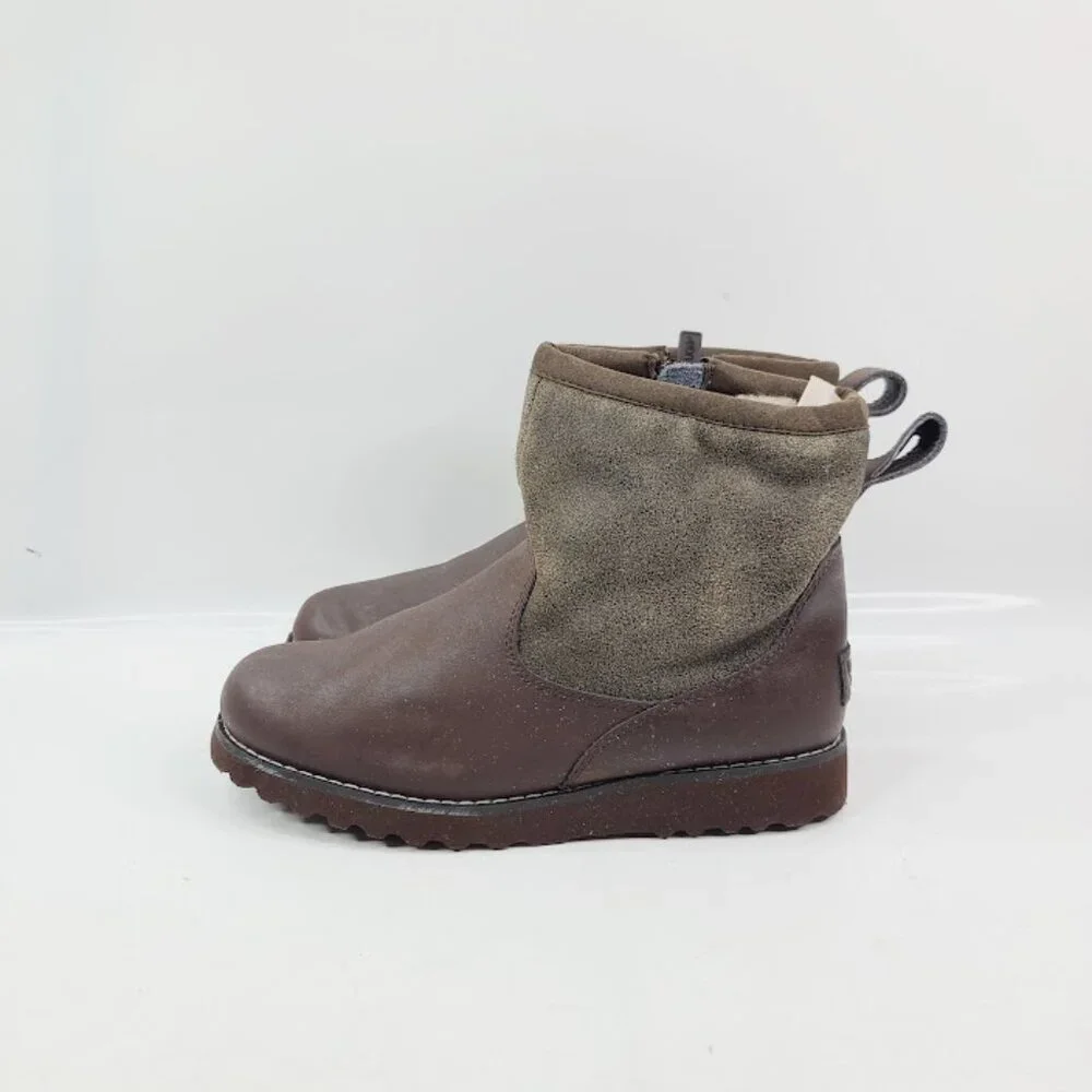 UGG Girl's Brown Khaki Bayson 1013423K‎ Leather Ankle Winter Snow Boot Size 4